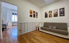 Cozy apartment near Central Station&Duomo
